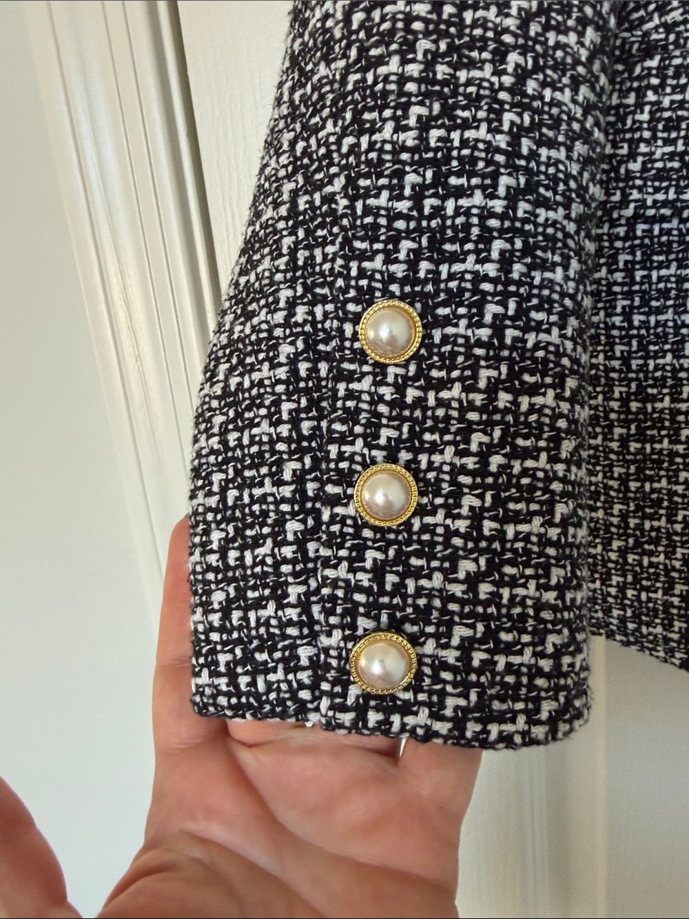 Nannette Black and White Tweed Double-Breasted Blazer in size 8 - Picture 3 of 7